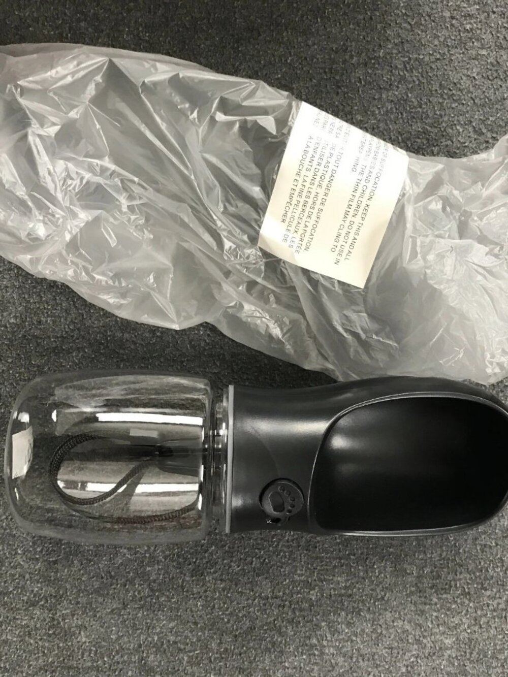 AVON Sirius Groom Pet Travel Water Bottle 11 fl oz Capacity 3"D x 9"H Plastic